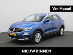 Volkswagen T-Roc - 1.0 TSI Style | Climate Control |Navigatie | Parkeersensoren | Lichtmetalen Velgen |