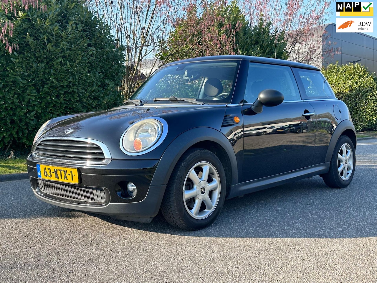 MINI One - Mini 1.4 Business Line Cruise*Airco*NAP*LM velgen*11-09-2025 APK* - AutoWereld.nl