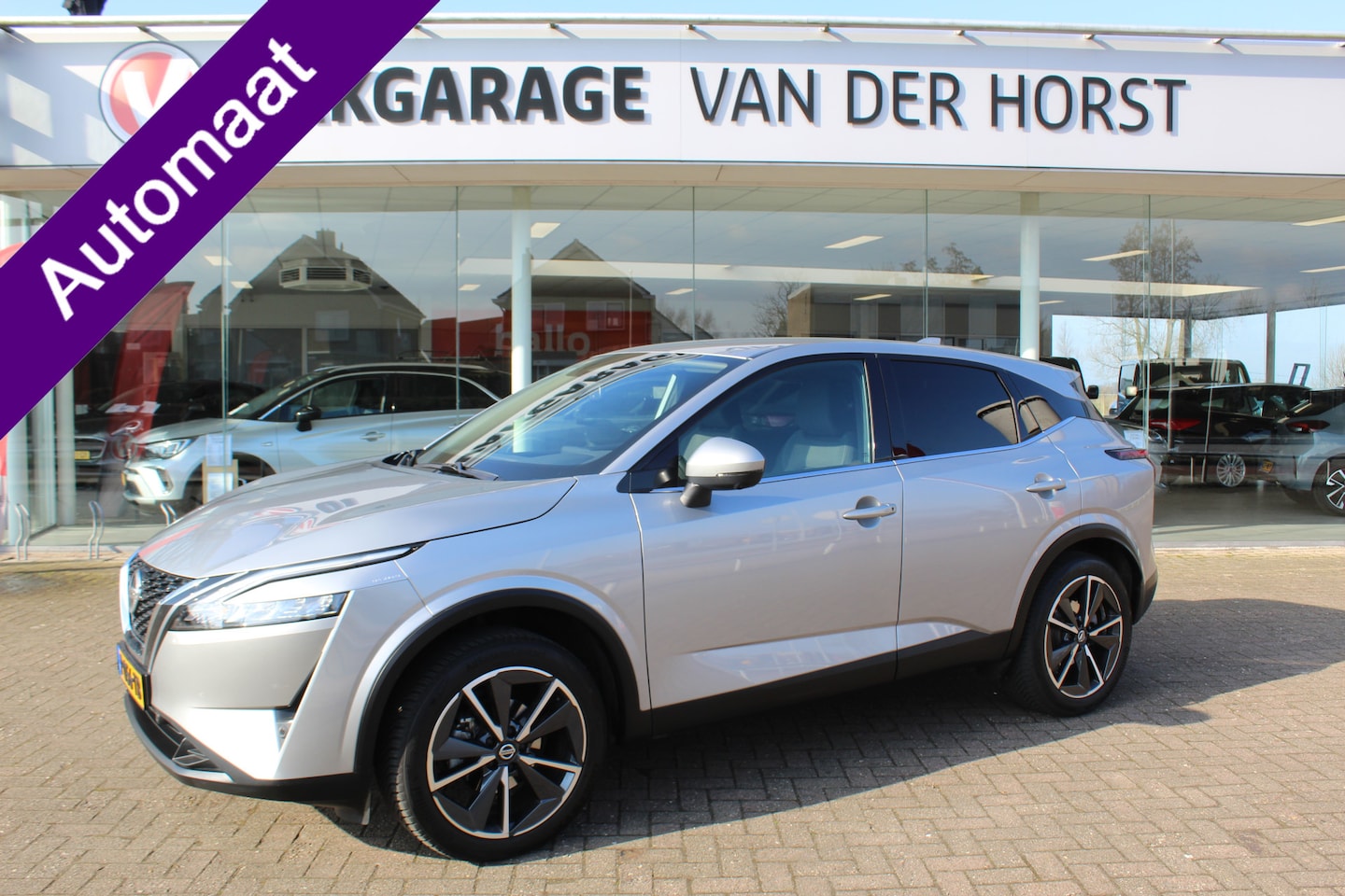 Nissan Qashqai - 1.3 MHEV Xtronic N-Style 1.3 MHEV Xtronic N-Style , 1e Eigenaar , 1800kg Trekgewicht Climate control , Cruise contr - AutoWereld.nl