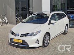 Toyota Auris Touring Sports - 1.8 Hybrid Executive Panorama