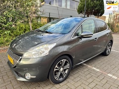 Peugeot 208 - 1.4 VTi Griffe / Navi / Leder bekled. / PDC / 5-drs