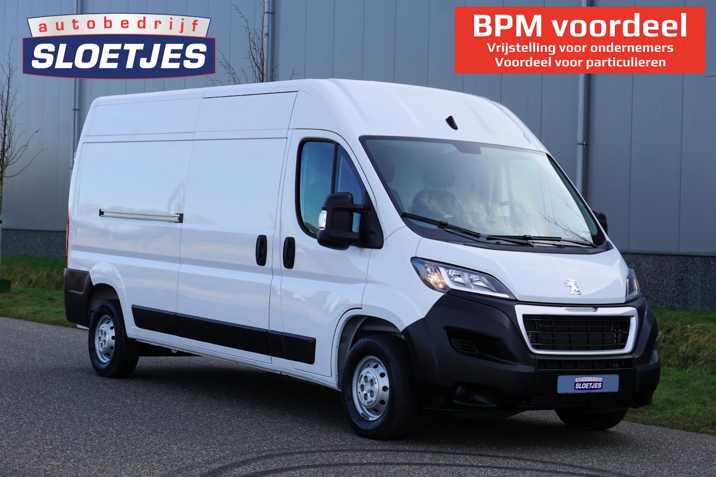 Peugeot Boxer - 2.2 BlueHDi 140 L3H2 3.5t Nieuwstaat |Betimmering |Airco |Cruise |Camera |Dode-hoek sensor - AutoWereld.nl