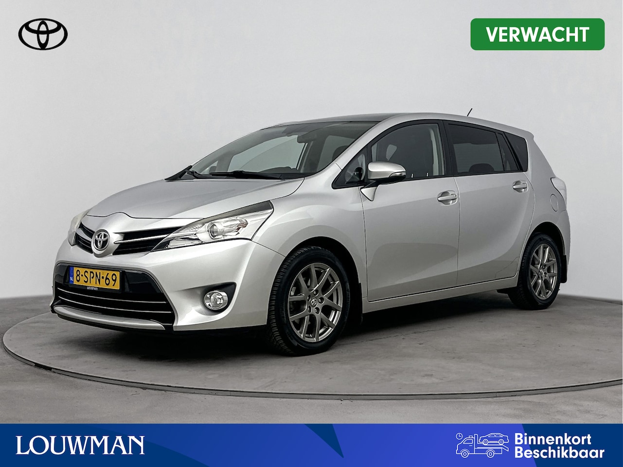 Toyota Verso - 1.8 VVT-i Business | Stoelverwarming | Camera | Navigatie | LM velgen | Panoramadak | - AutoWereld.nl