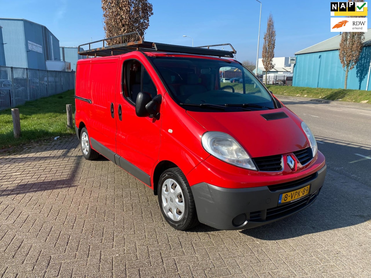 Renault Trafic - 2.0 dCi T27 L1H1 Eco 2.0 dCi T27 L1H1 Eco Airco !!! - AutoWereld.nl