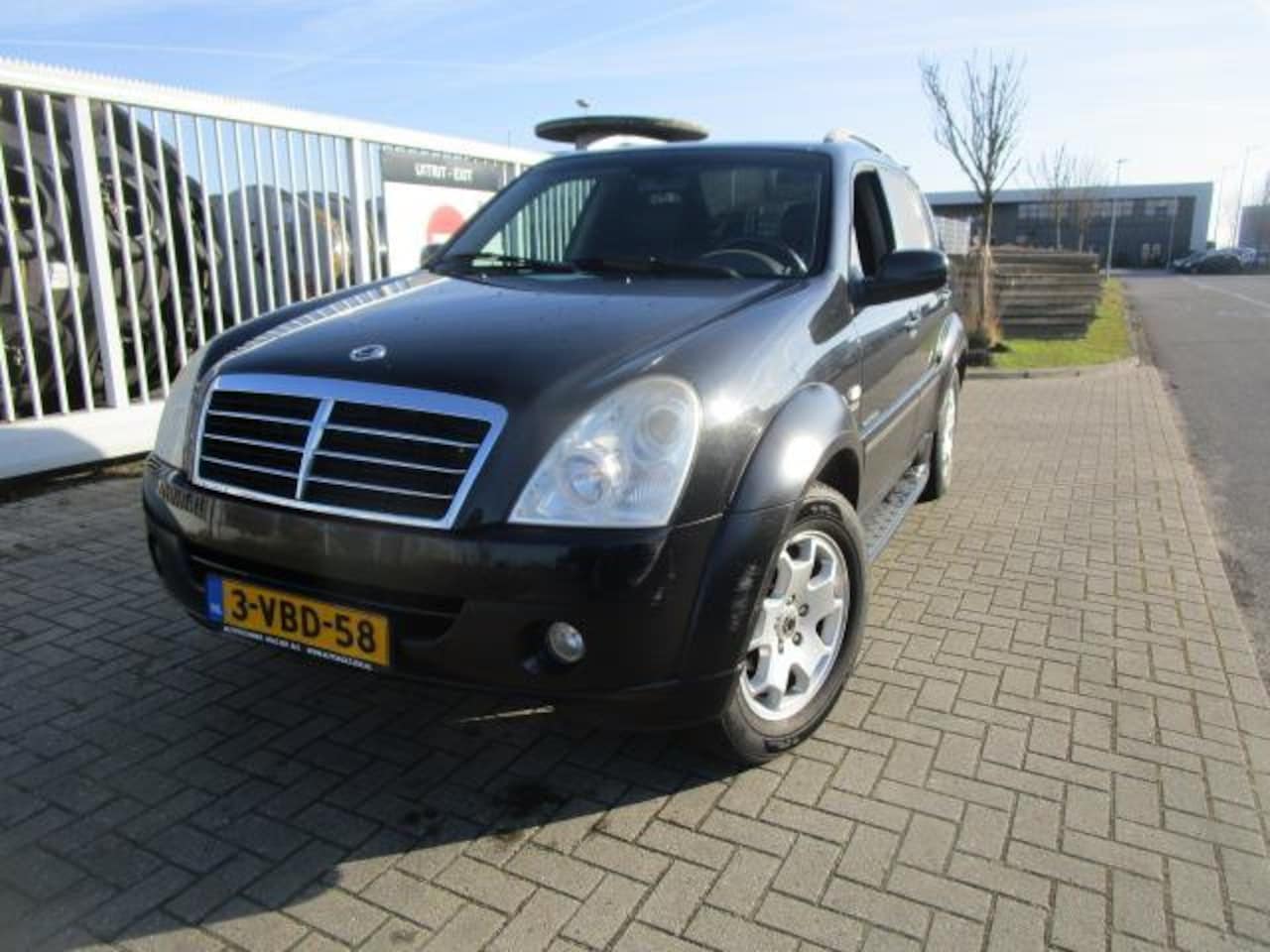 SsangYong Rexton - RX 270 XVT Automaat 4WD - AutoWereld.nl