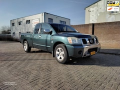 Nissan Titan - 5.6 V8 4X2