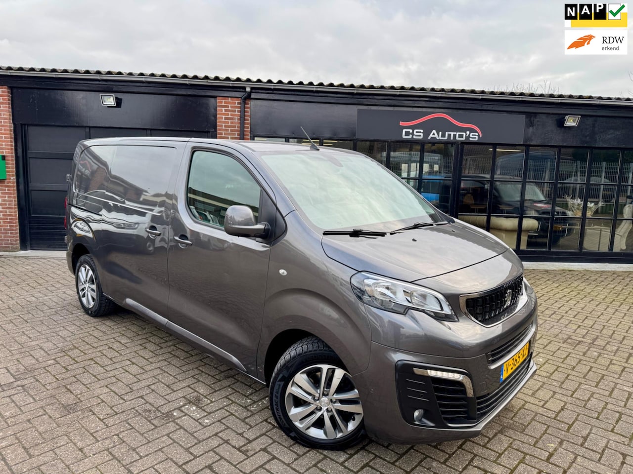 Peugeot Expert - 231S 2.0 BlueHDI 120 Premium Pack 231S 2.0 BlueHDI 120 Premium Pack - AutoWereld.nl