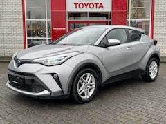 Toyota C-HR - 1.8 HYBRID ACTIVE LM-VELGEN NAVI PARKCAMERA PARKSENSOREN APPLE/ANDROID STOELVERW