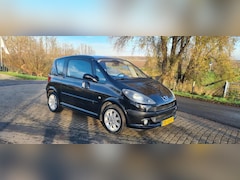 Peugeot 1007 - 1.4-16V Sporty