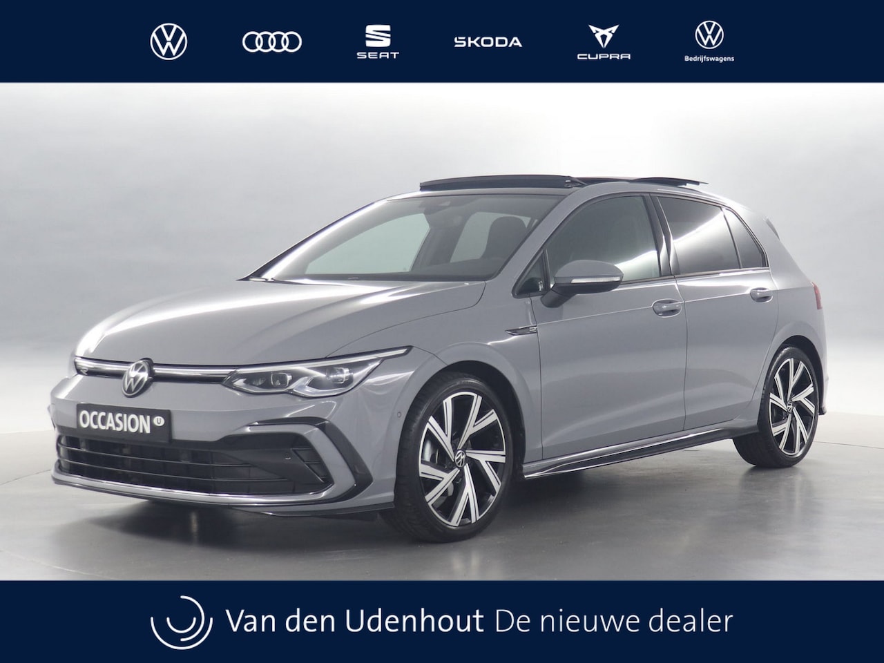 Volkswagen Golf - 1.5 eTSI 150pk R-Line Business DSG / Panoramadak / Stoel+Stuurverwarming / Camera - AutoWereld.nl