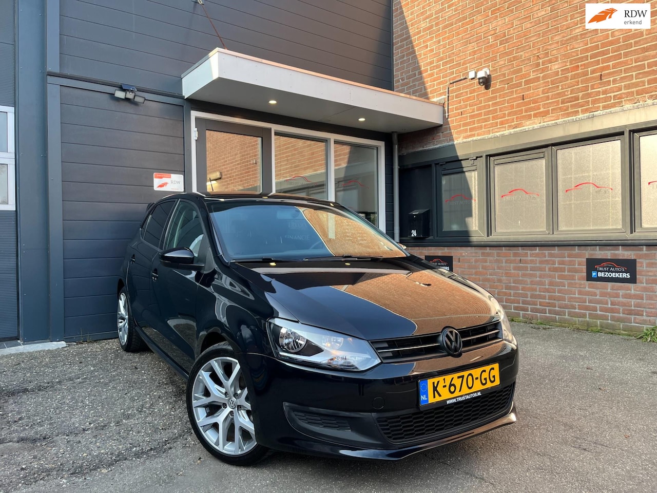 Volkswagen Polo - 1.2 TSI Comfortline|Airco|Carplay|6-Bak|17'' Velgen - AutoWereld.nl