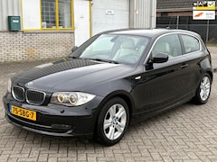 BMW 1-serie - 118i 16V 143 PK 6 BAK Bj 2011 Ultimate Edition 2e Eig Ecc Airco Prof Navi Leder Xenon Pdc