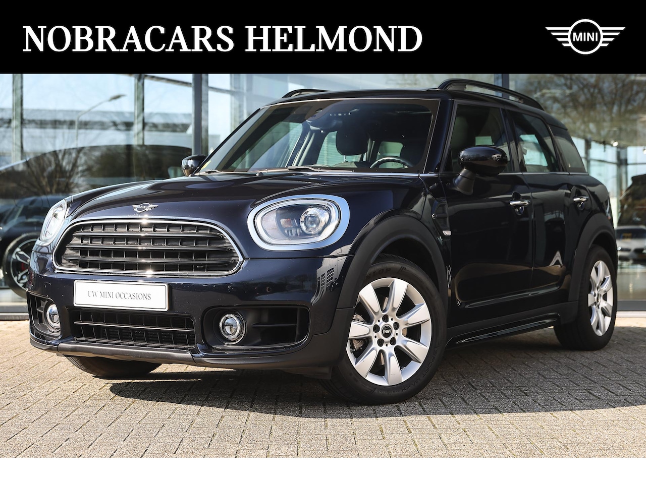 MINI Countryman - Cooper Pepper Automaat / Panoramadak / Trekhaak / LED / Achteruitrijcamera / Comfort Acces - AutoWereld.nl