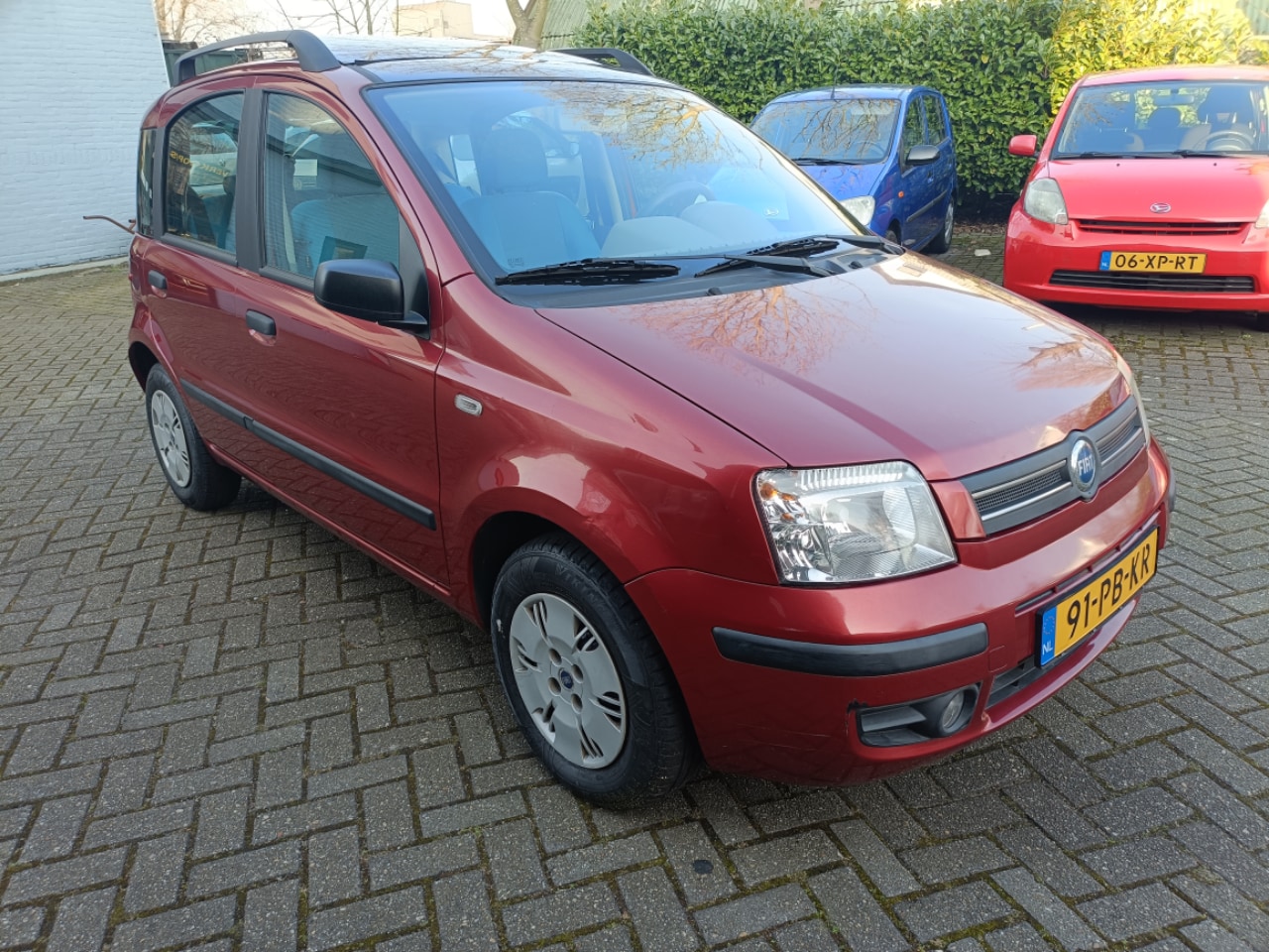 Fiat Panda - 1.2 Emotion panoramadak, lage km stand. - AutoWereld.nl