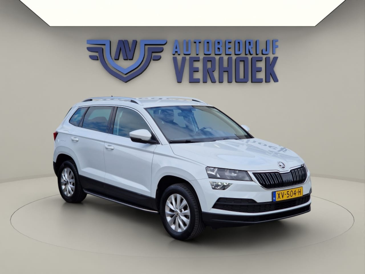 Skoda Karoq - 1.0 TSI 115PK DSG - Treeplanken - Carplay - Navi - AutoWereld.nl