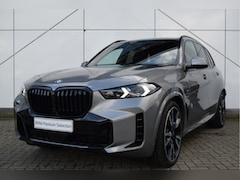 BMW X5 - xDrive50e High Executive M Sport Automaat / Panoramadak / Trekhaak / Parking Assistant Pro