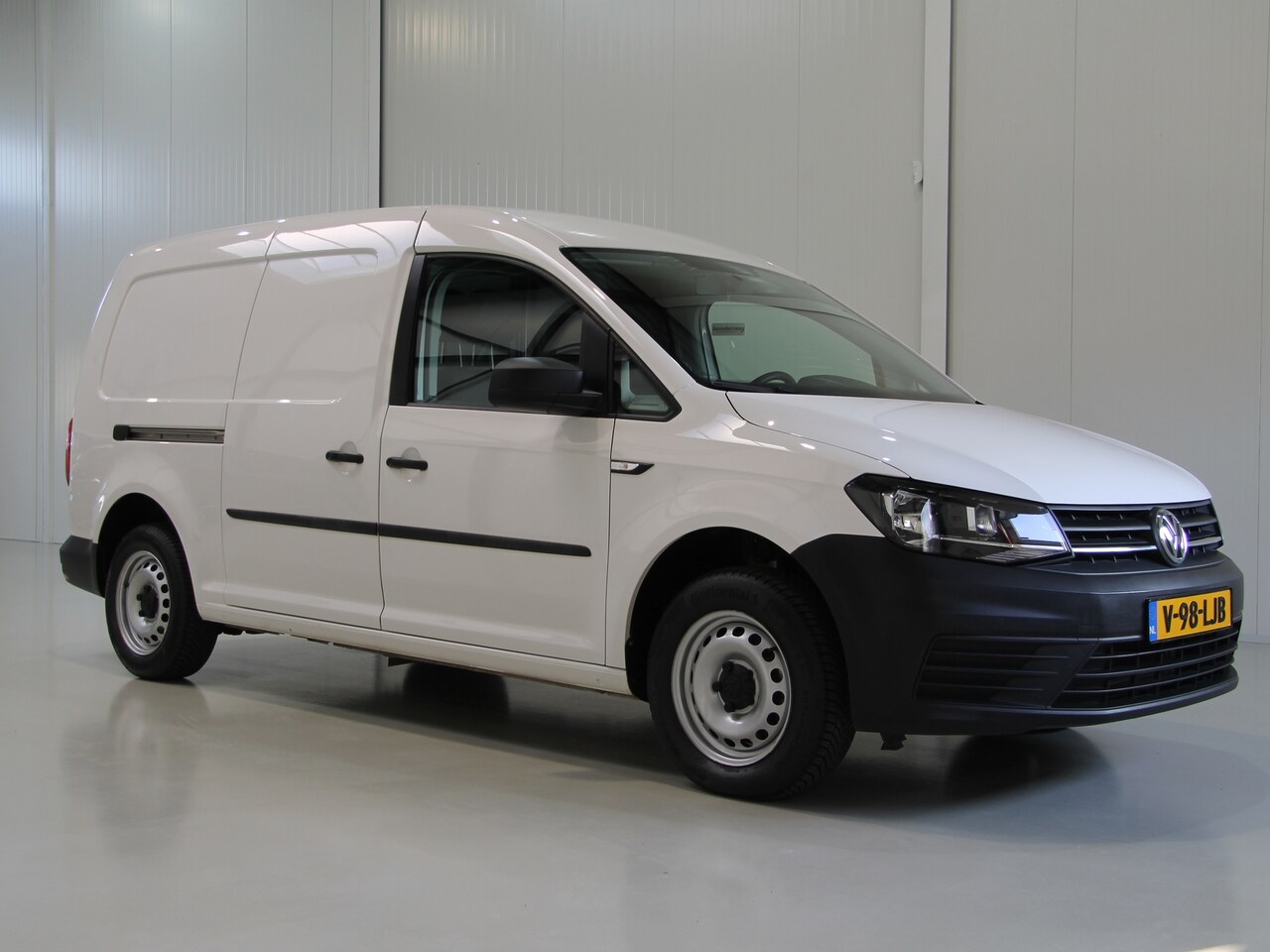 Volkswagen Caddy Maxi - 2.0TDI 102pk | Navi | Bluetooth - AutoWereld.nl