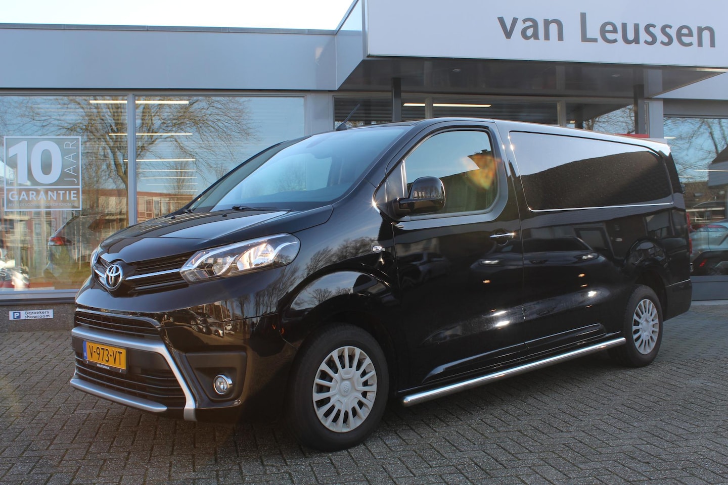 Toyota PROACE Long Worker - 2.0 D-4D Professional 2.0 D-4D Professional - AutoWereld.nl