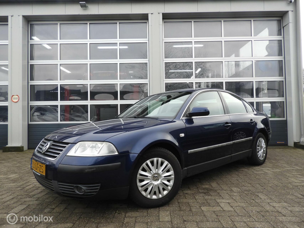 Volkswagen Passat - 2.0-20V Comfortline 2.0-20V Comfortline - AutoWereld.nl