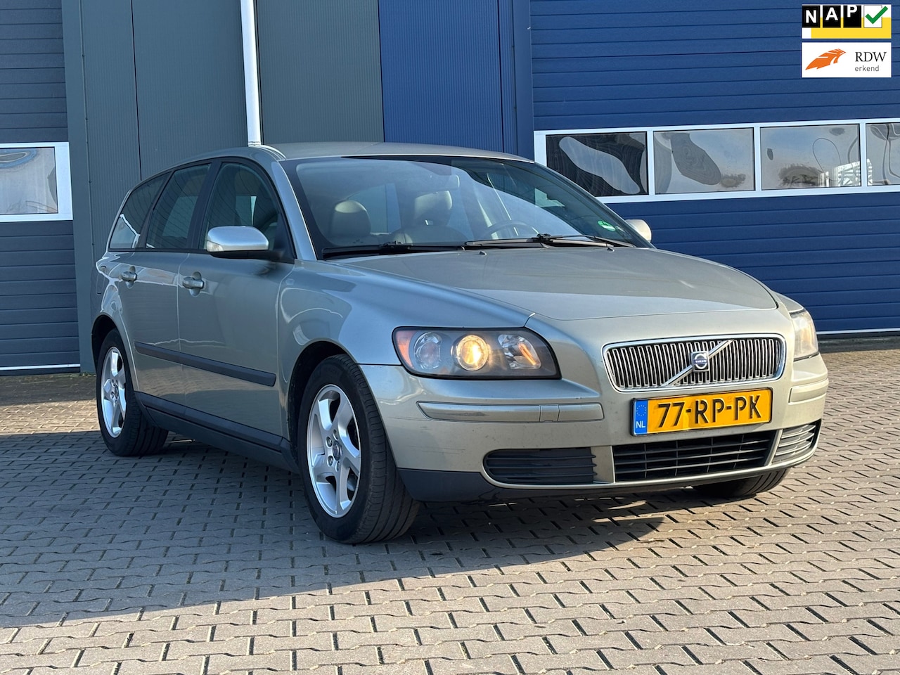 Volvo V50 - 1.8 Kinetic | Airco + Cruise control | - AutoWereld.nl