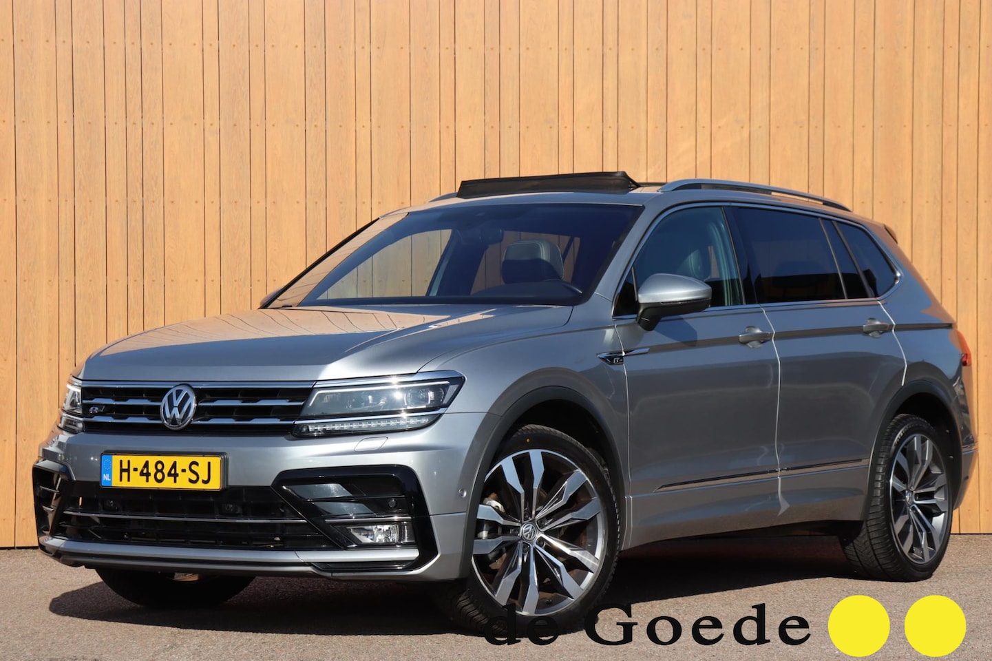 Volkswagen Tiguan Allspace - 1.5 TSI Highline Business R-Line org. NL-auto ergo-leer+vw+massage el.trekhaak camera el.s - AutoWereld.nl