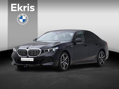 BMW 5-serie - 520i Sedan Innovation Pack | M-Sportpakket | Comfortzetels | Trekhaak | 20inch