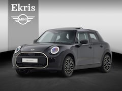 MINI Cooper - 5-deurs C Favoured Pakket M PRIVATE LEASE EUR 599, - (48 mnd/10.000 km)