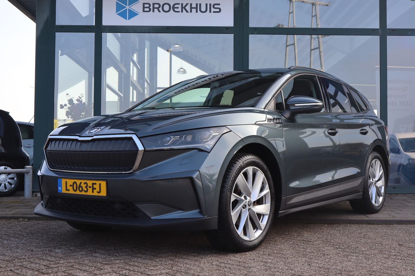 Skoda Enyaq iV - 60 First Edition | Navigatie | Achteruitrijcamera | Apple Carplay/Android Auto | Trekhaak - AutoWereld.nl