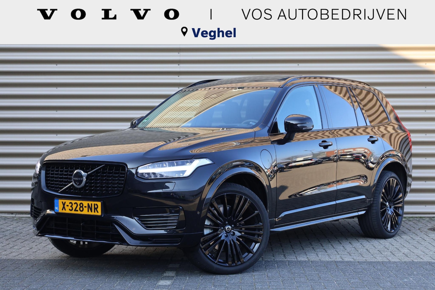 Volvo XC90 - 2.0 T8 Recharge AWD Ultimate Dark | Panoramadak | Luchtvering - AutoWereld.nl