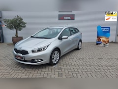 Kia Cee'd Sporty Wagon - 1.4 CVVT Comfort Pack, (model 2013) afneembare trekhaak, cruise control, airco,