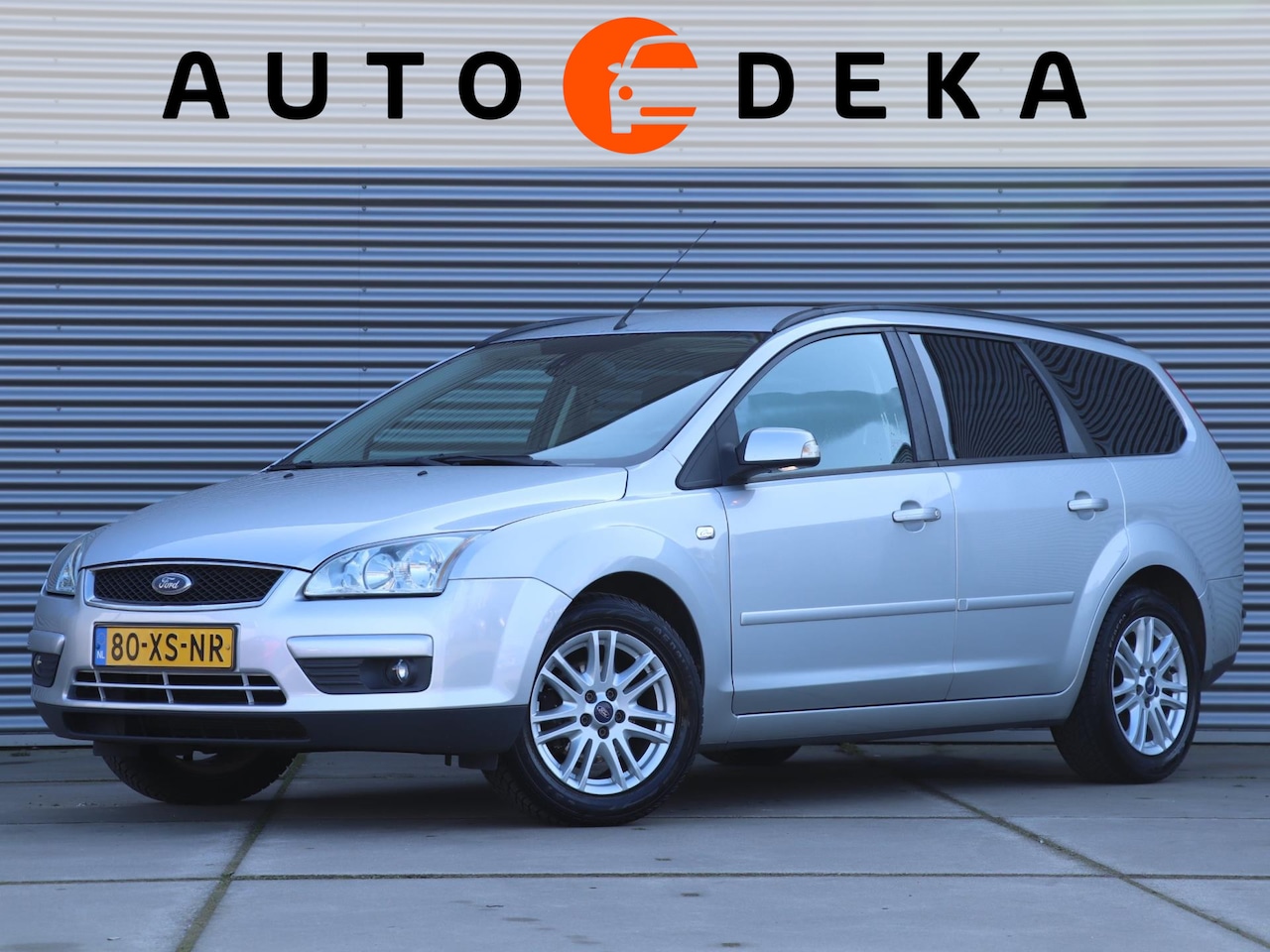 Ford Focus Wagon - 1.6-16V Ghia *Klimaatreg.*Trekhaak*Cruisecontr.* - AutoWereld.nl