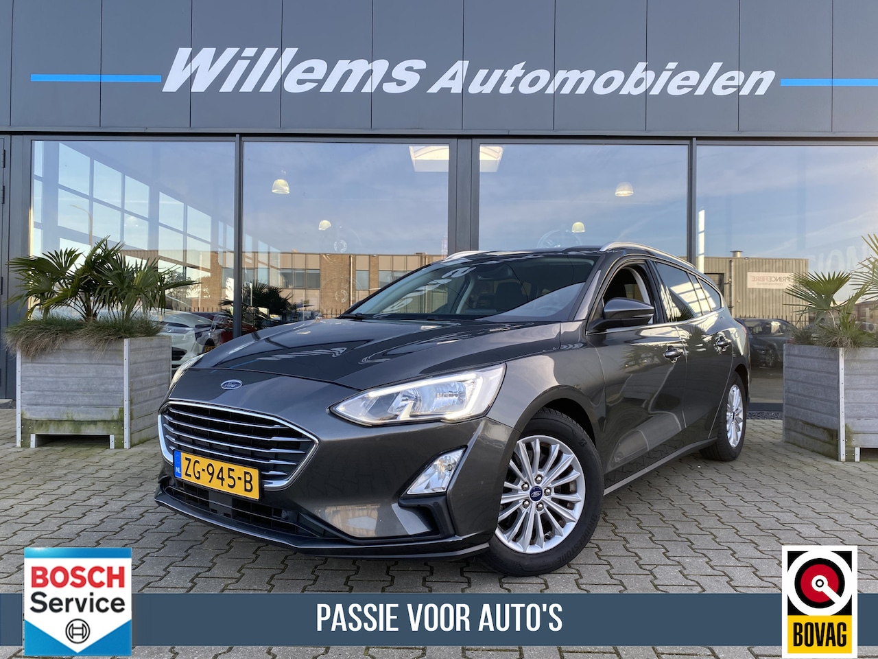 Ford Focus Wagon - 1.5 EcoBoost Titanium Business Afn Trekhaak, Pdc, App Connect - AutoWereld.nl