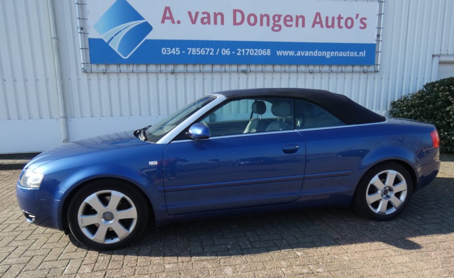 Audi A4 - 3.0 V6 Exclusive Automaat,Leer,Clima,PDC,Xenon - AutoWereld.nl