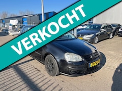 Volkswagen Golf - 1.6 FSI Trendline l Export / handel l Automaat