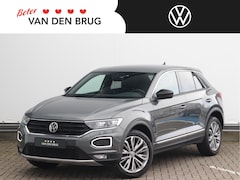 Volkswagen T-Roc - 1.5 TSI Style 150pk | Navigatie | Digital Cockpit | Stoelverwarming | App-Connect | Parkee