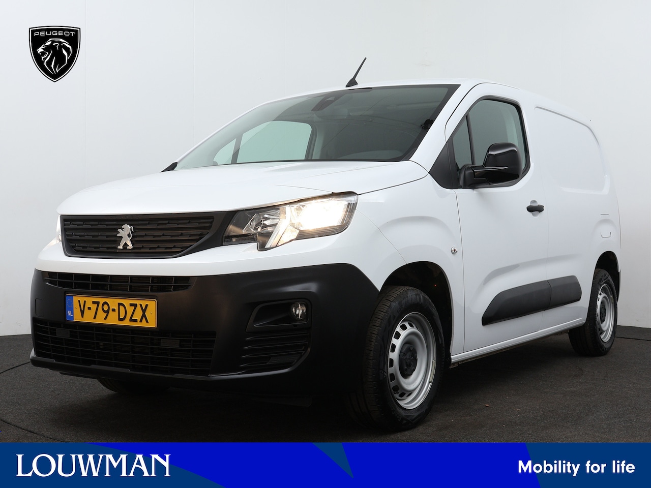 Peugeot Partner - 1.5 BlueHDi 100 S&S L1 | 3-Zitplaatsen | Cruise Control | Navigatie | Camera | - AutoWereld.nl