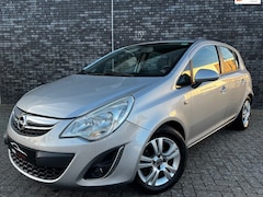 Opel Corsa - 1.2-16V Cosmo Cruise Control|Trekhaak|Facelift|Leder|ZGAN Banden|APK Nieuw