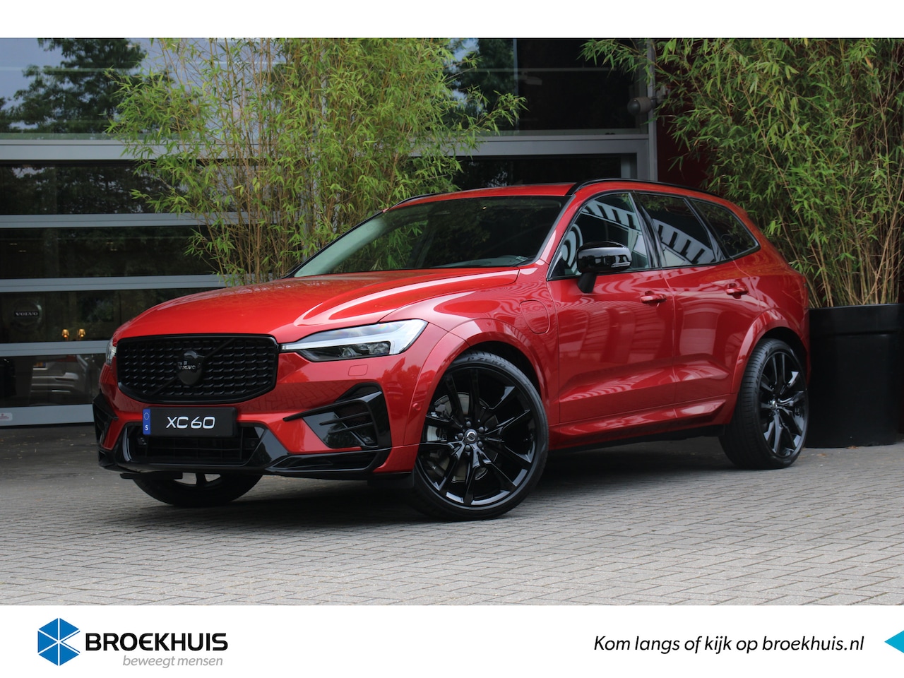 Volvo XC60 - Recharge T6 AWD Ultimate Dark | Heico Sportiv | Black Pack | Harman/Kardon | Schuifdak | P - AutoWereld.nl