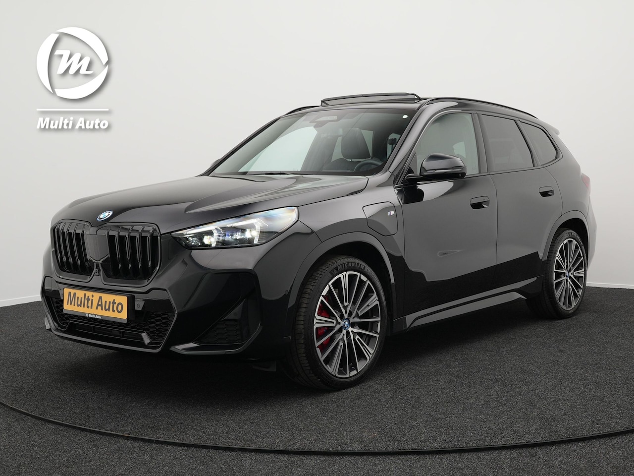 BMW X1 - xDrive30e M Sport Pro Plug In Hybrid PHEV | Panorama | Head Up | Harman Kardon | Adaptive - AutoWereld.nl