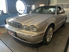 Jaguar XJ - 4.2 V8 Executive Youngtimer