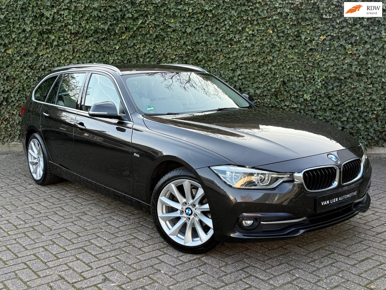 BMW 3-serie Touring - 318d | Navi | Leder | Cruise | Xenon - AutoWereld.nl