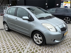 Toyota Yaris - 1.3 VVTi Luna - Inruil mogelijk