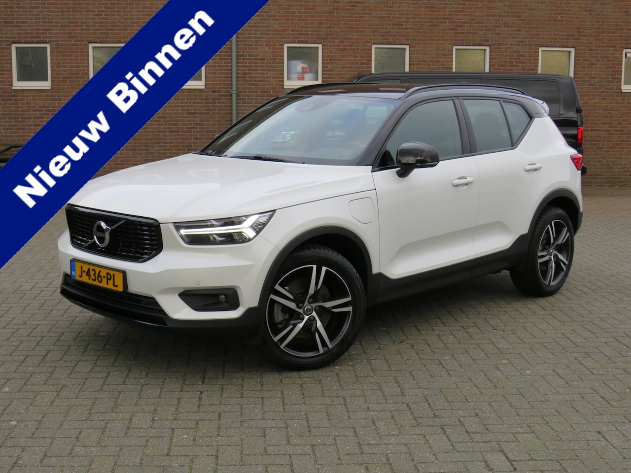 Volvo XC40 - 1.5 T5 Recharge R-Design * Rijklaarprijs incl. garantie * Adaptive / Autopilot * Carplay A - AutoWereld.nl