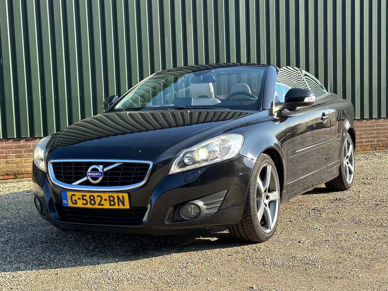 Volvo C70 Convertible - 2.0 D4 Summum Automaat/BLIS/Nav enz - AutoWereld.nl