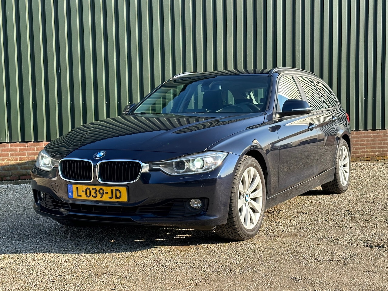 BMW 3-serie Touring - 320i High Executive Automaat - AutoWereld.nl