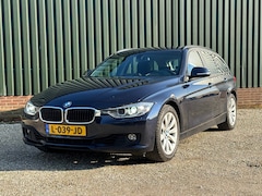 BMW 3-serie Touring - 320i High Executive Automaat