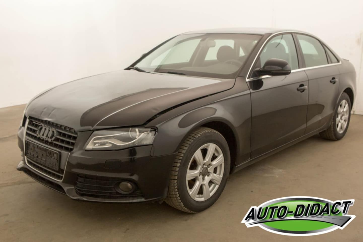 Audi A4 Limousine - 2.0 TDI - AutoWereld.nl