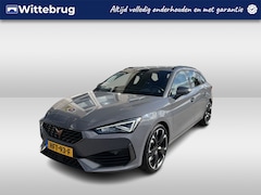 CUPRA Leon Sportstourer - 1.4 e-Hybrid VZ Performance / 245 PK/ AUTOMAAT/ CRUISE/ DIGITAL DASH/ PARK. SENSOREN/ NAVI