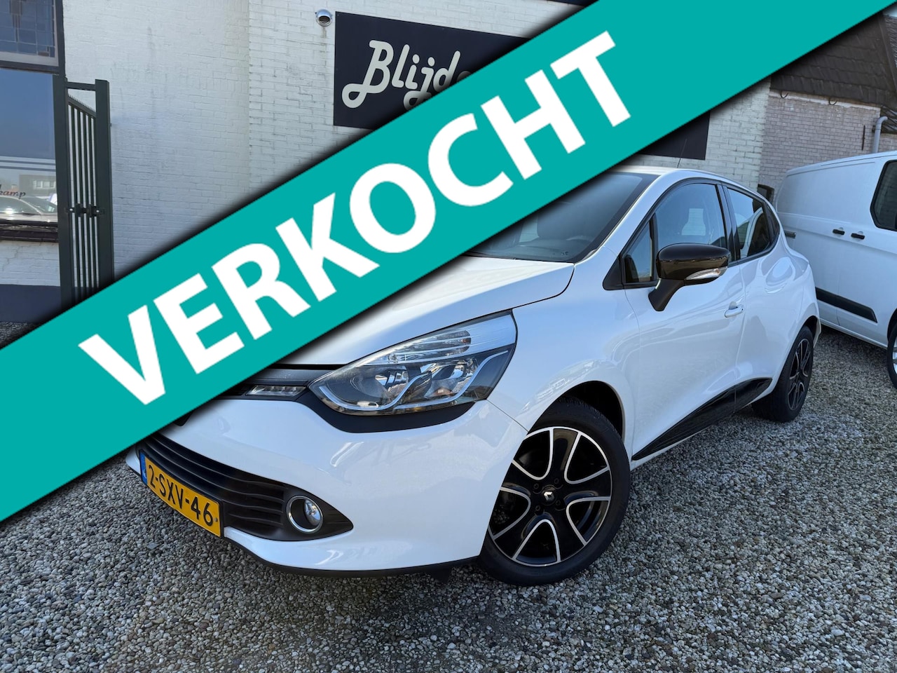 Renault Clio - 1.5 dCi ECO Dynamique Navi | Keyless | LM | Cruise - AutoWereld.nl