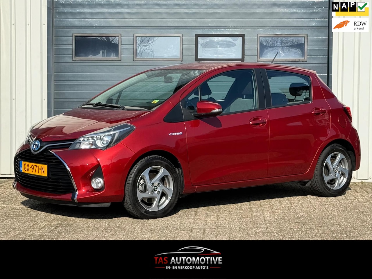 Toyota Yaris - 1.5 Hybrid Lease AUTOMAAT / NAVI / NAP / APK - AutoWereld.nl